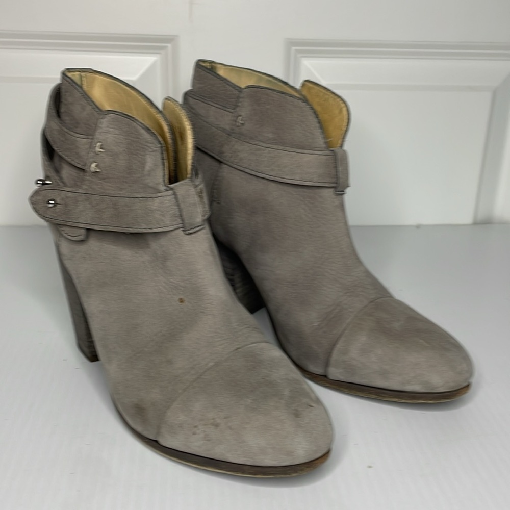 Rag & Bone Boots Ankle Harrow Booties Size 8.5 Grey Suede Heels - Picture 2 of 13